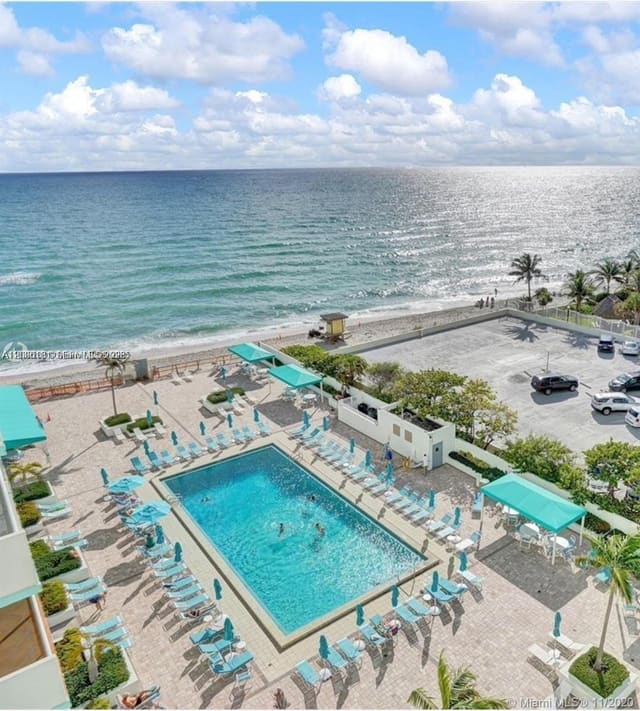3725 S Ocean Drive 405, Hollywood, FL 33019