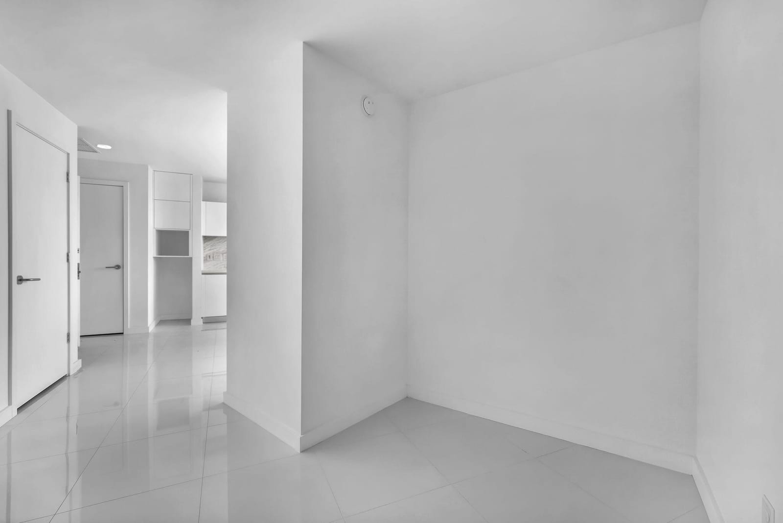 851 NE 1ST Avenue 1002, Miami, FL 33132 photo 21