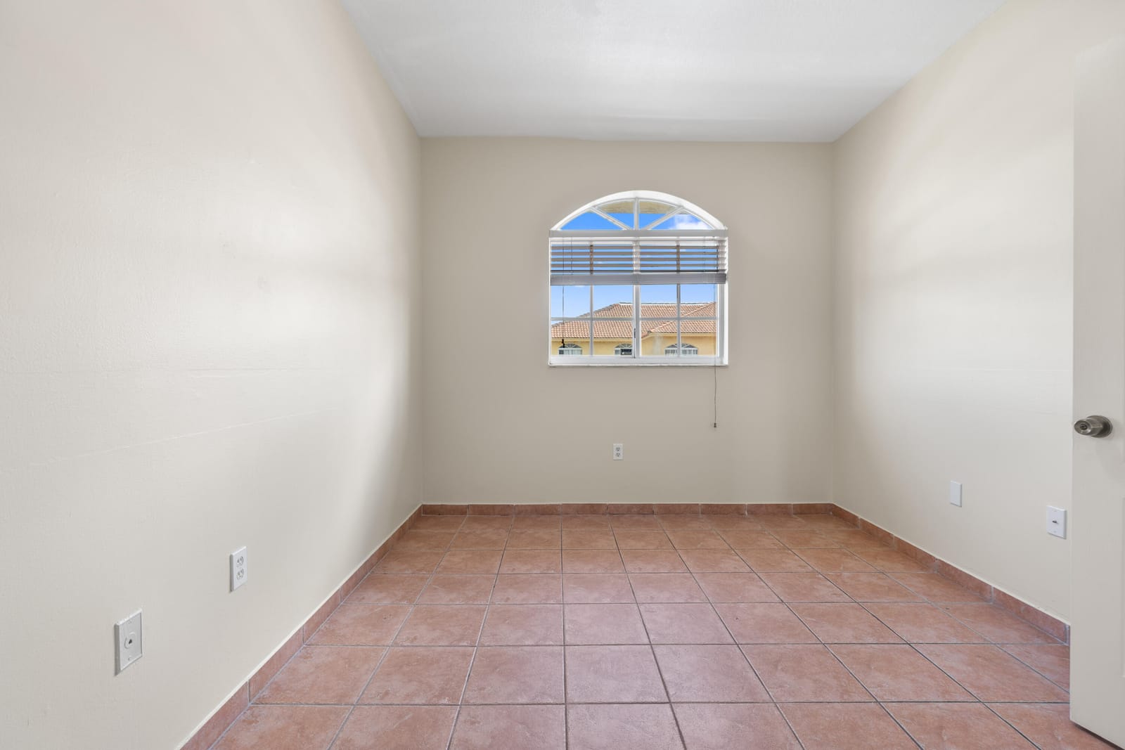 7520 W 20TH Avenue 206, Hialeah, FL 33016 photo 16