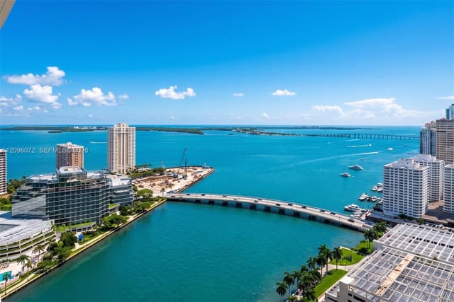 495 Brickell Avenue 3207, Miami, FL 33131