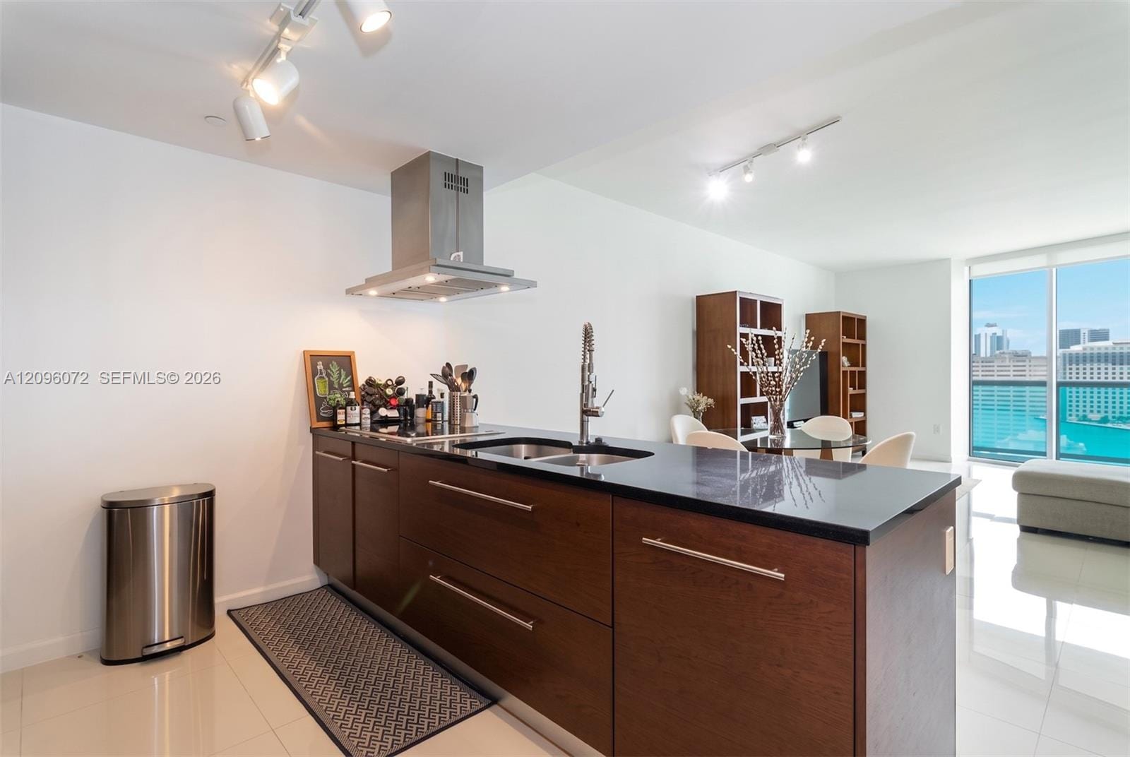 495 Brickell Avenue 3207 — photo 4