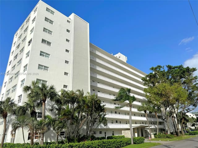2555 NE 11th Street 710, Fort Lauderdale, FL 33304