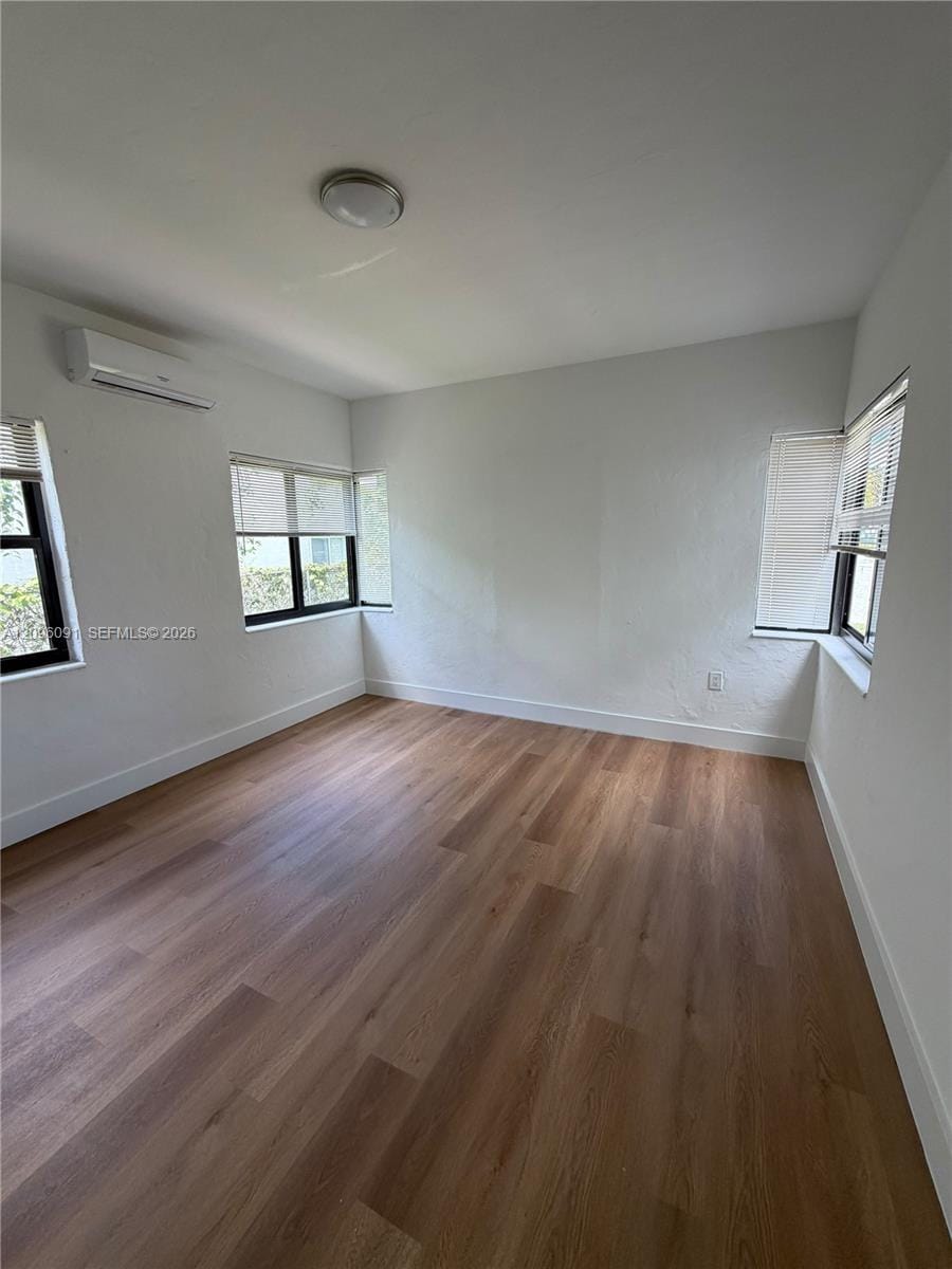 539 NE 82nd Terrace 5 — photo 10