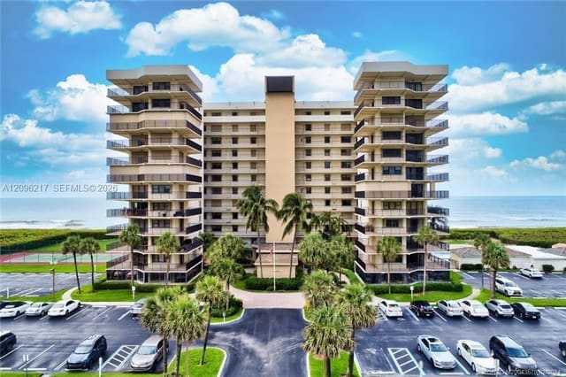 10044 S Ocean Drive 203, Jensen Beach, FL 34957