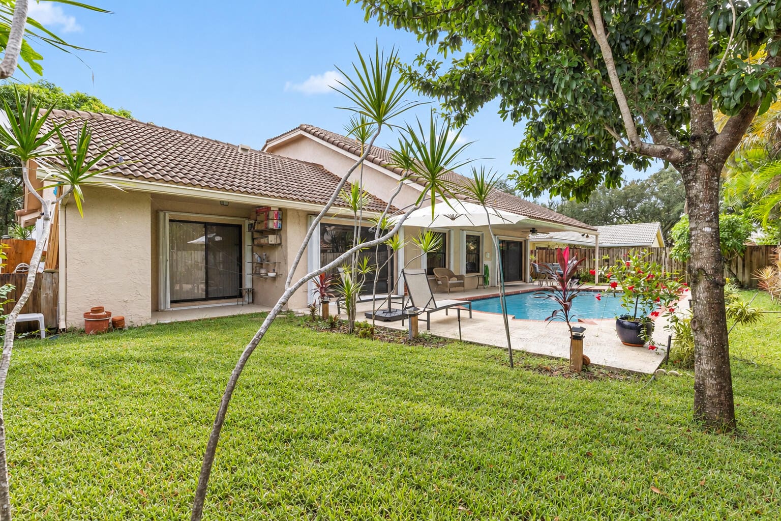 1855 NW 106TH Terrace, Plantation, FL 33322 photo 2