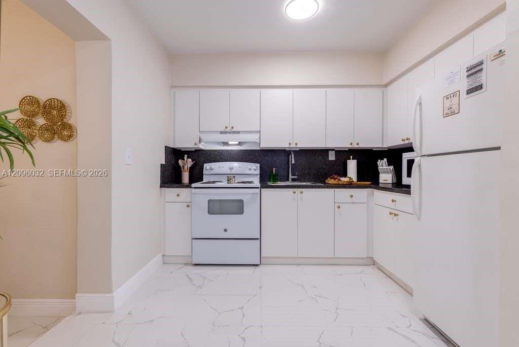 55 SW 60th Avenue — photo 10