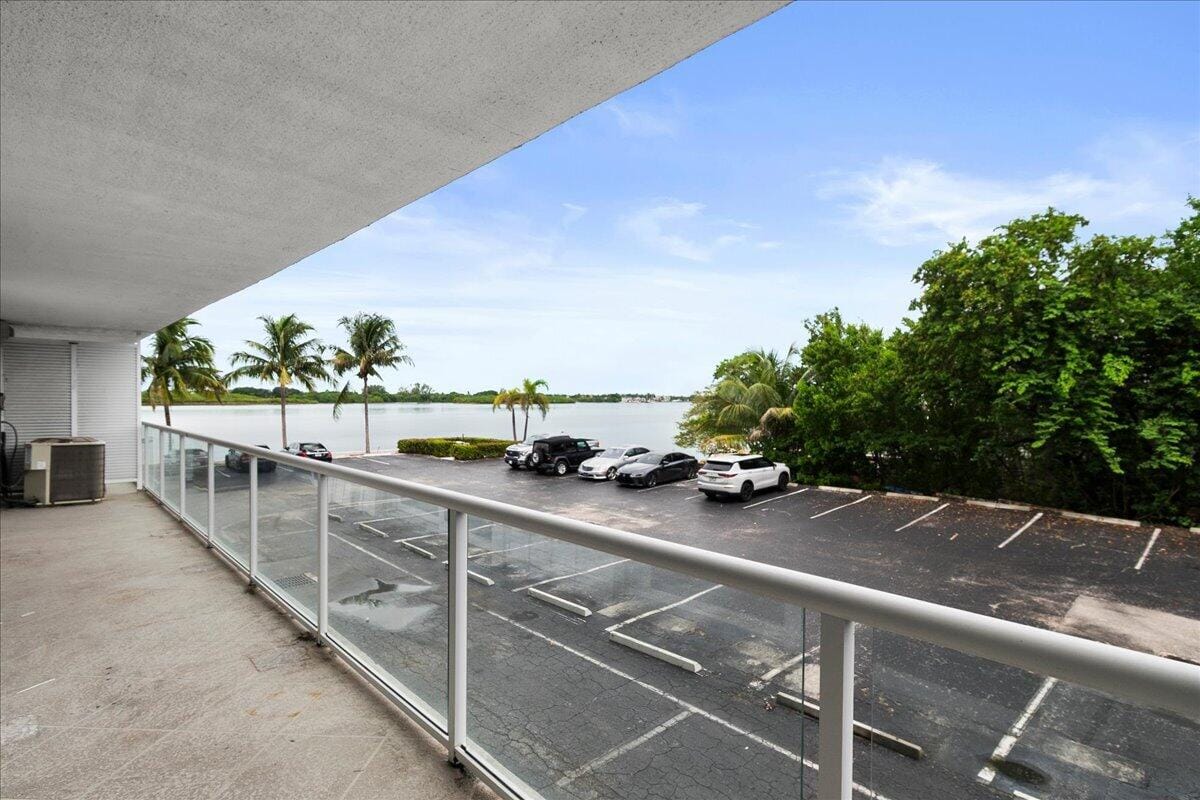 2560 S Ocean Boulevard, Palm Beach, FL 33480 photo 16