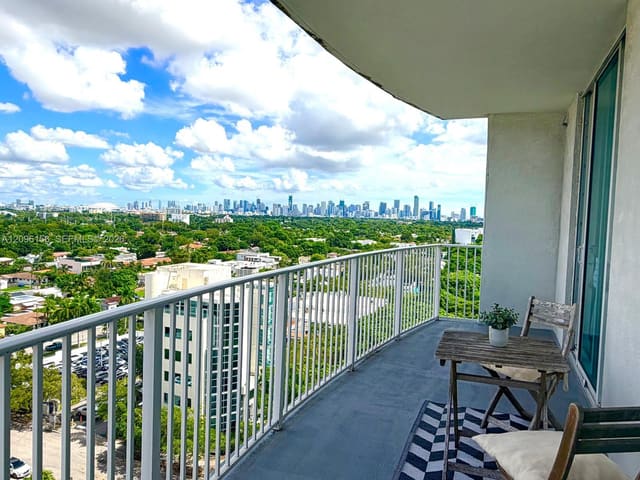 3180 SW 22nd Terrace 1208, Miami, FL 33145
