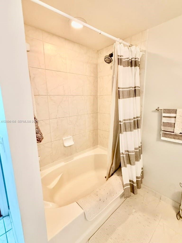 3180 SW 22nd Terrace 1208 — photo 9