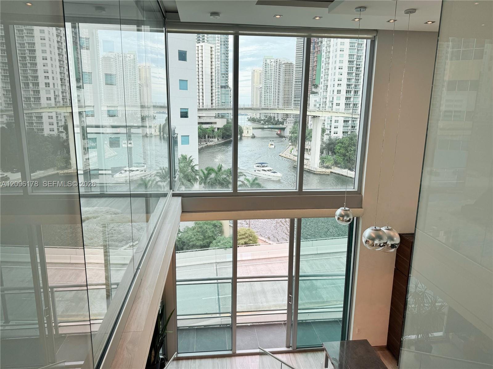 350 S Miami Avenue 706 — photo 9