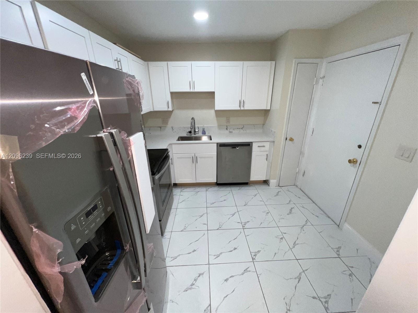 2061 NW 47th Terrace 207, Lauderhill, FL 33313 photo 3