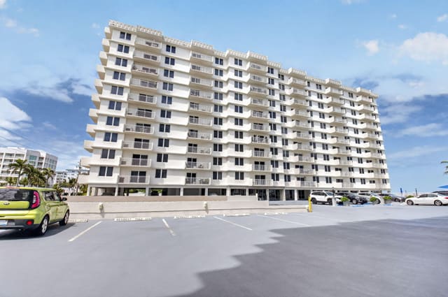 3215 S Ocean Boulevard 501, Highland Beach, FL 33487