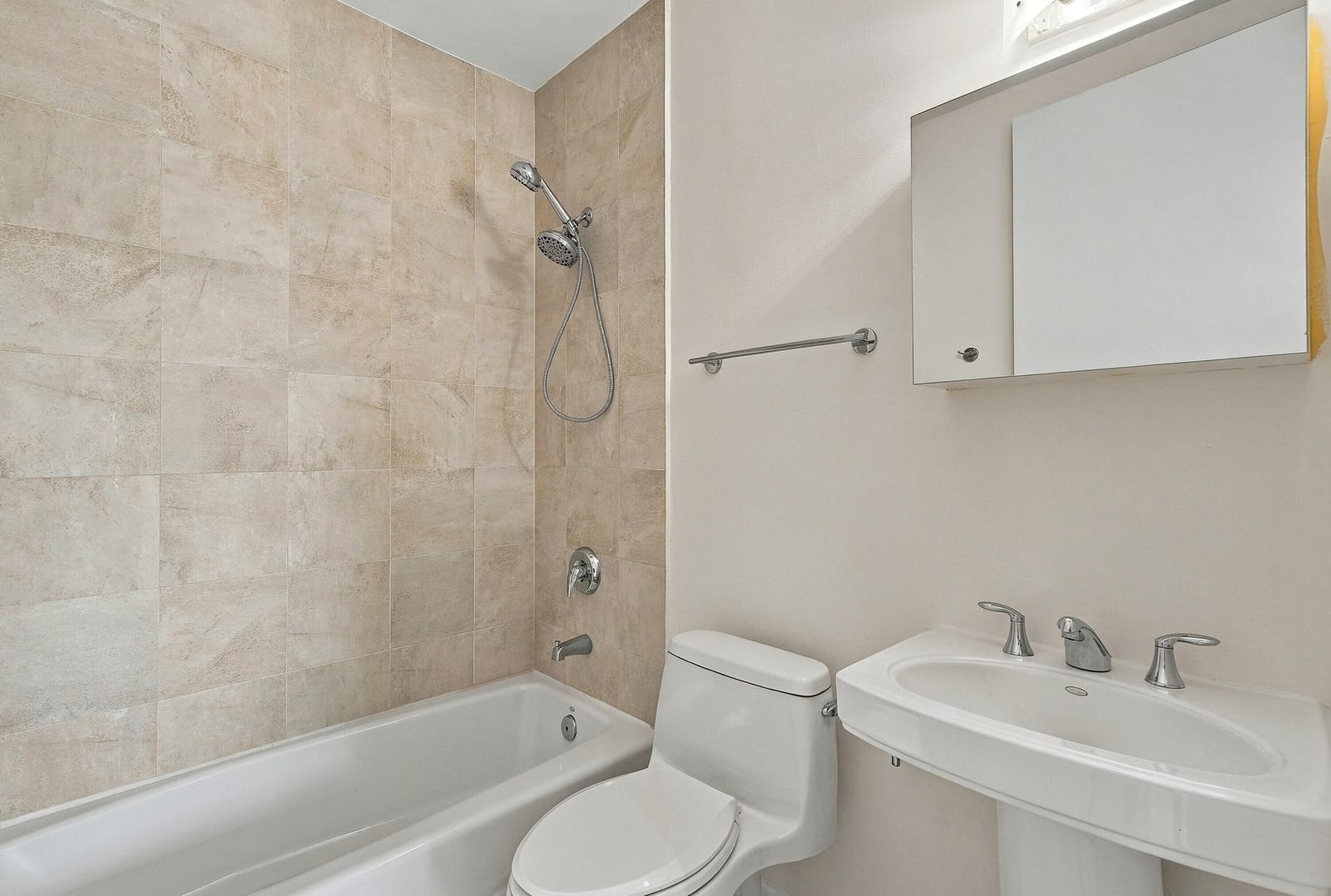 1703 NE 5TH Court 1703, Fort Lauderdale, FL 33301 photo 19