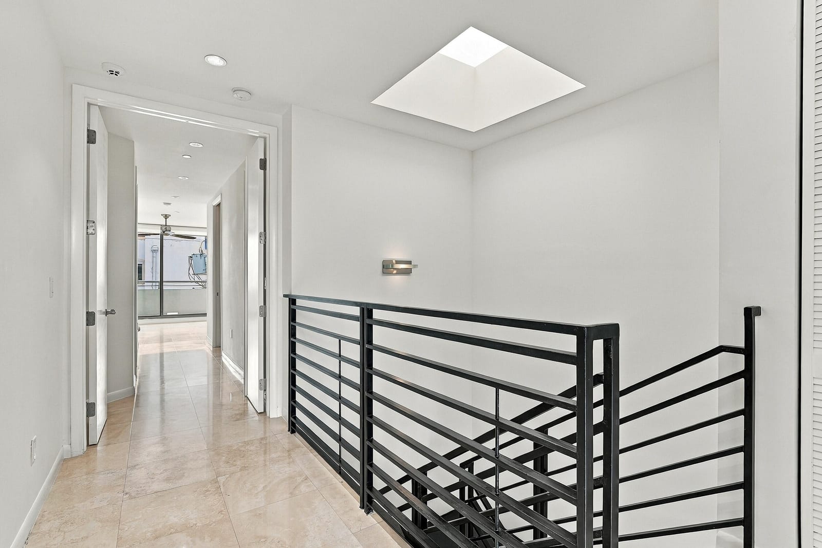 1703 NE 5TH Court 1703, Fort Lauderdale, FL 33301 photo 21
