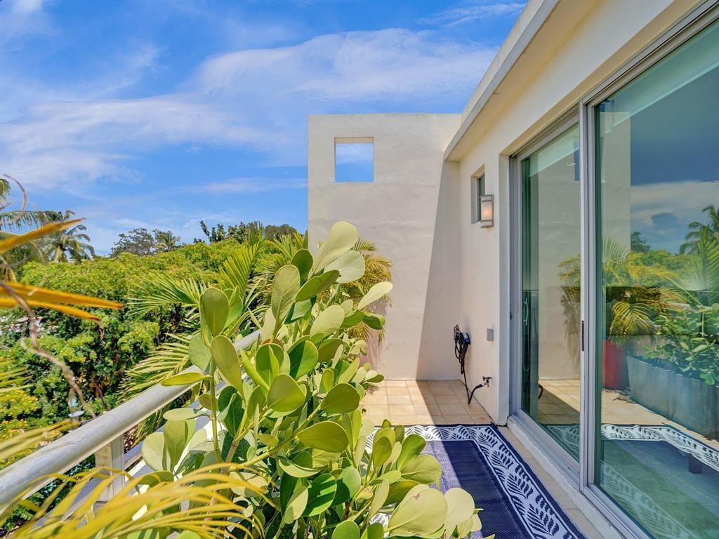 1703 NE 5TH Court 1703, Fort Lauderdale, FL 33301 photo 24