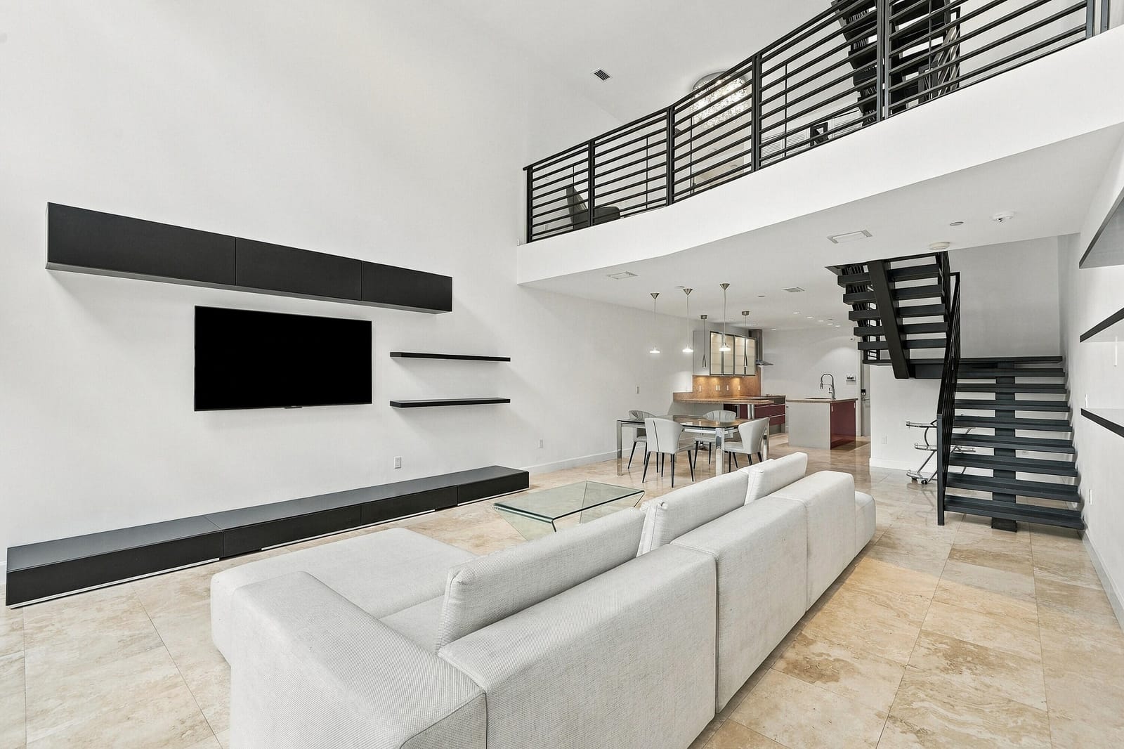 1703 NE 5TH Court 1703, Fort Lauderdale, FL 33301 photo 4