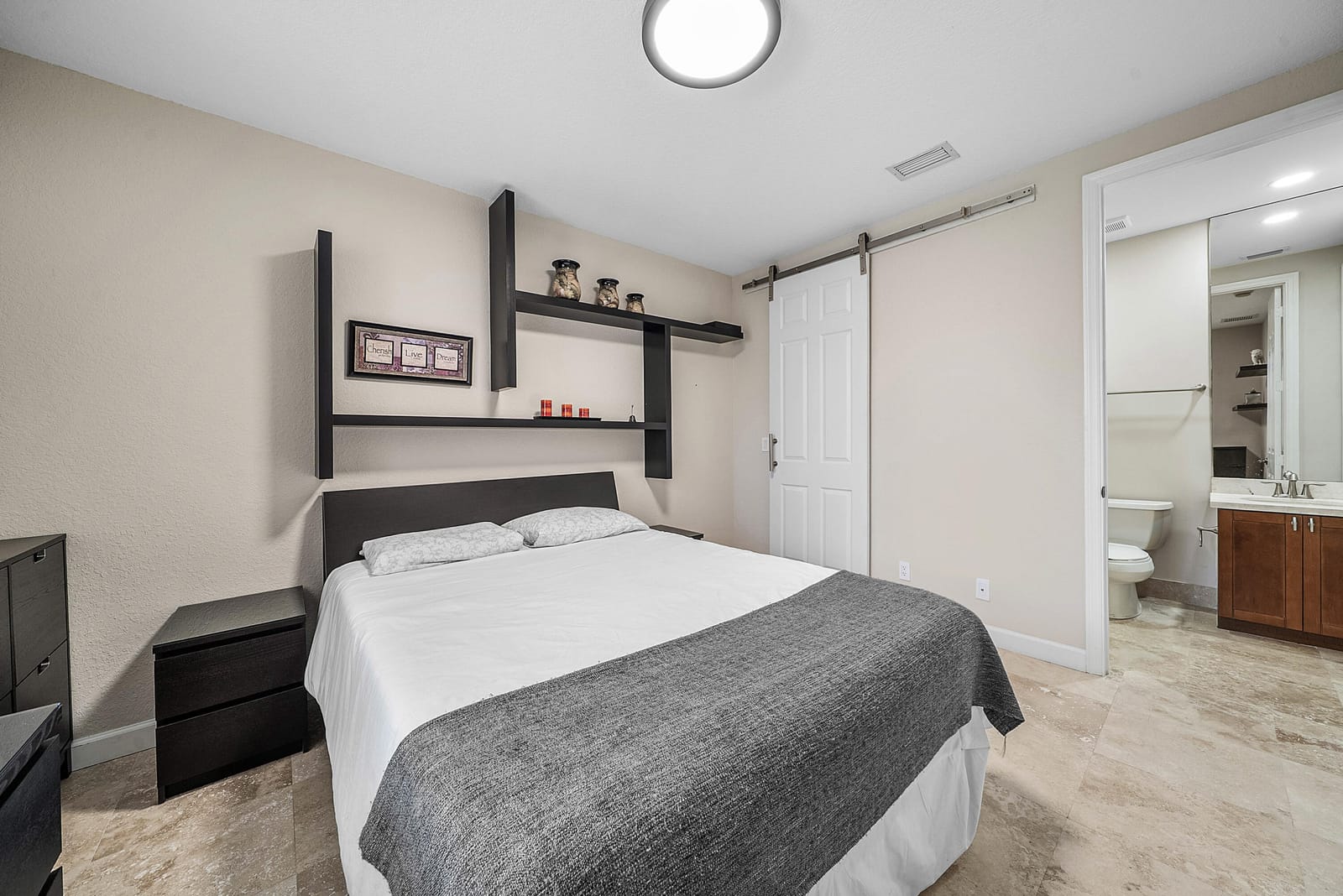 3131 Waterside Circle — photo 12
