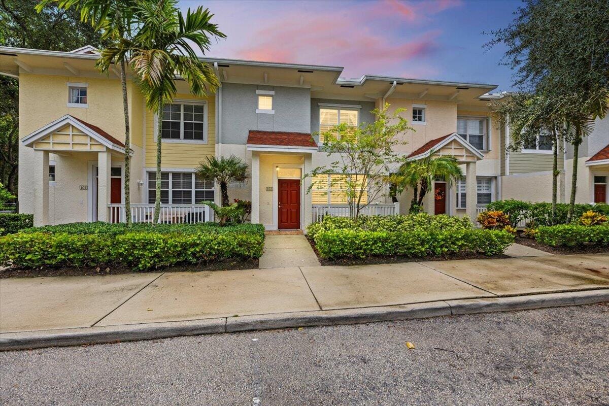 776 DAKOTA Drive 102, Jupiter, FL 33458 photo 2
