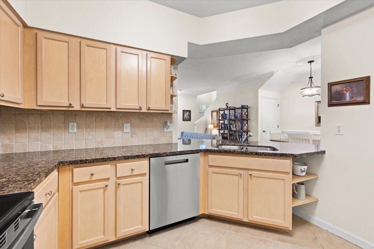 776 DAKOTA Drive 102, Jupiter, FL 33458 photo 15