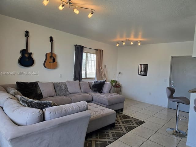 36 NW 6th Avenue 709, Miami, FL 33128