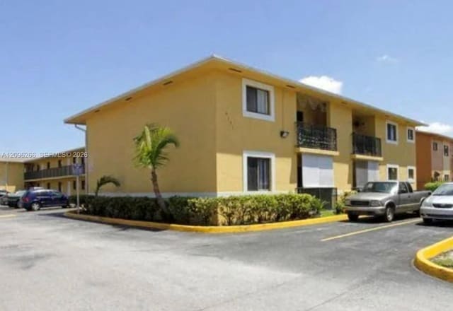 6151 W 24th Avenue 112, Hialeah, FL 33016