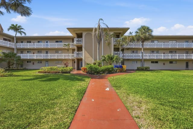 2606 Garden Drive S, Lake Worth Beach, FL 33461