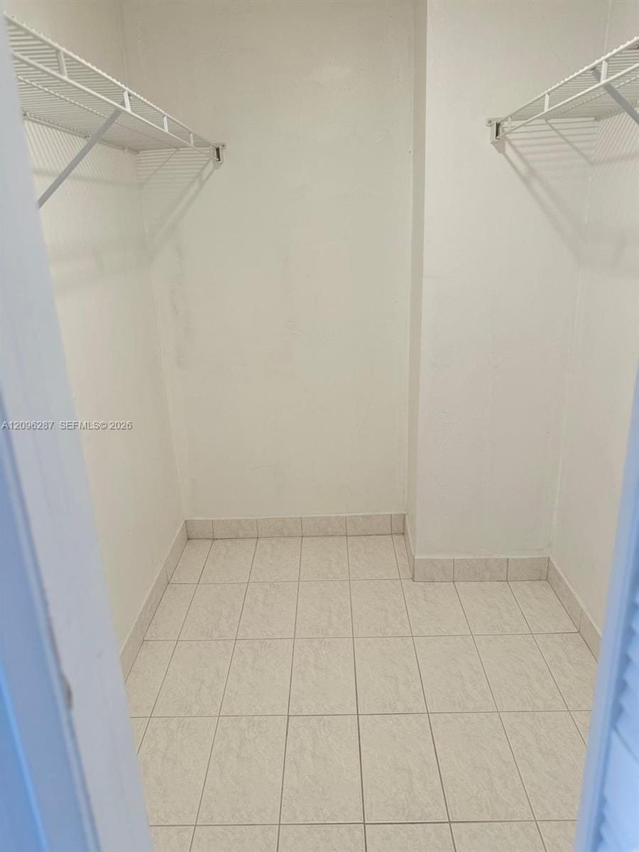 5731 NW 37th Street 219 — photo 3