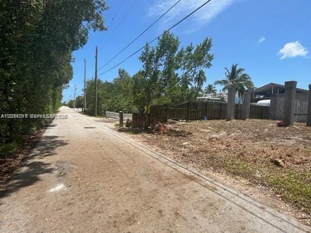 971 Valencia Road — photo 6