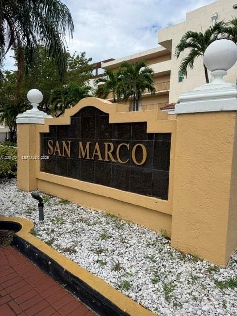 8840 Fontainebleau Boulevard 303, Miami, FL 33172
