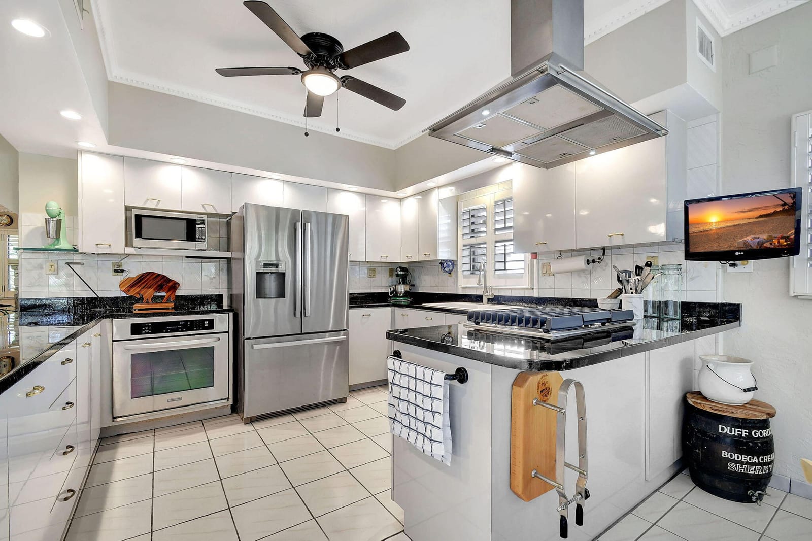 124 S Palmway, Lake Worth Beach, FL 33460 photo 13