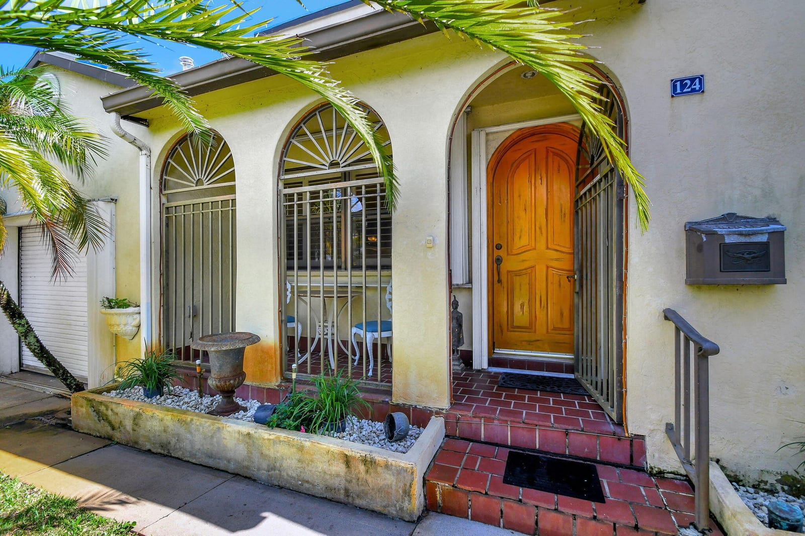124 S Palmway — photo 4