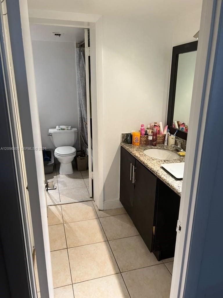 486 NW 165th St Road B-603, Miami, FL 33169 photo 19