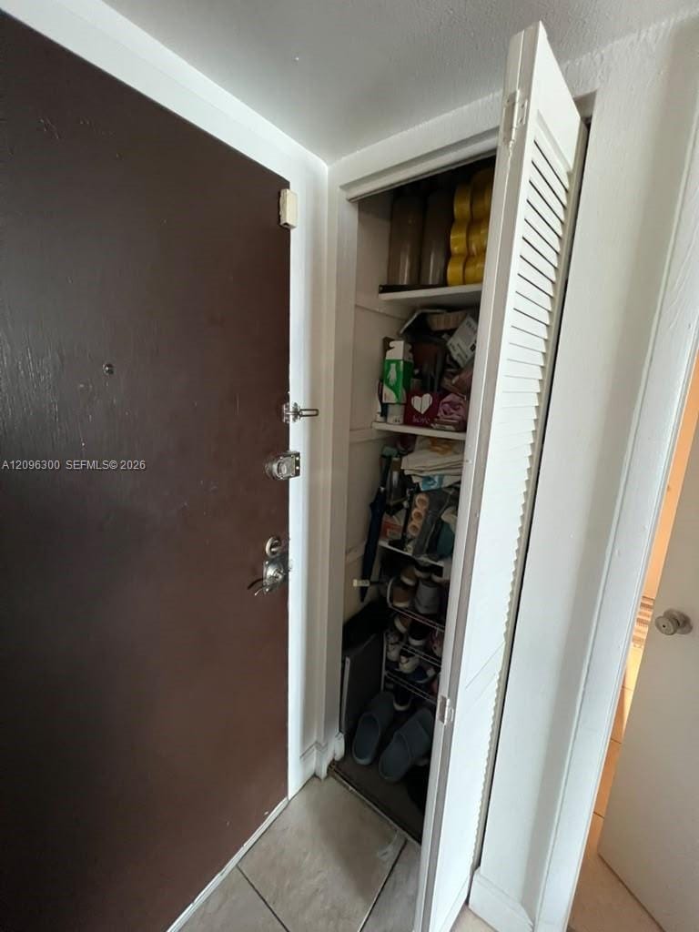 486 NW 165th St Road B-603, Miami, FL 33169 photo 24