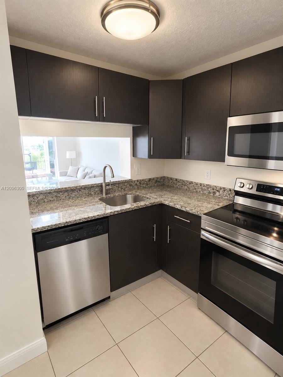 486 NW 165th St Road B-603 — photo 9