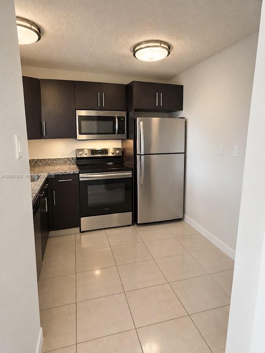 486 NW 165th St Road B-603 — photo 10