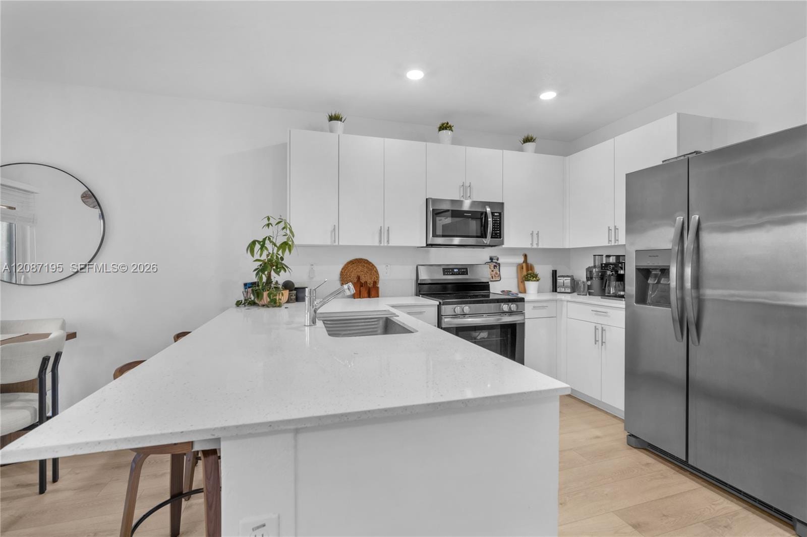 5075 SW 37th Street — photo 4