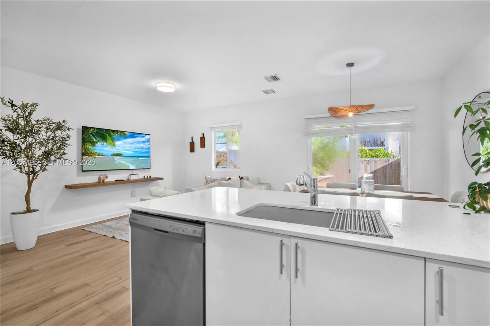 5075 SW 37th Street — photo 8