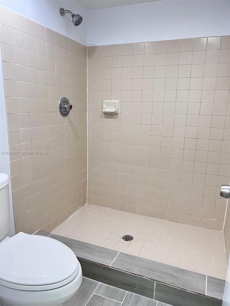 19055 NW 62nd Avenue 111, Hialeah, FL 33015 photo 17
