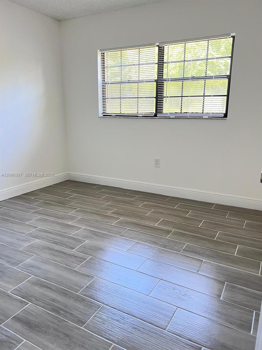 19055 NW 62nd Avenue 111, Hialeah, FL 33015 photo 18