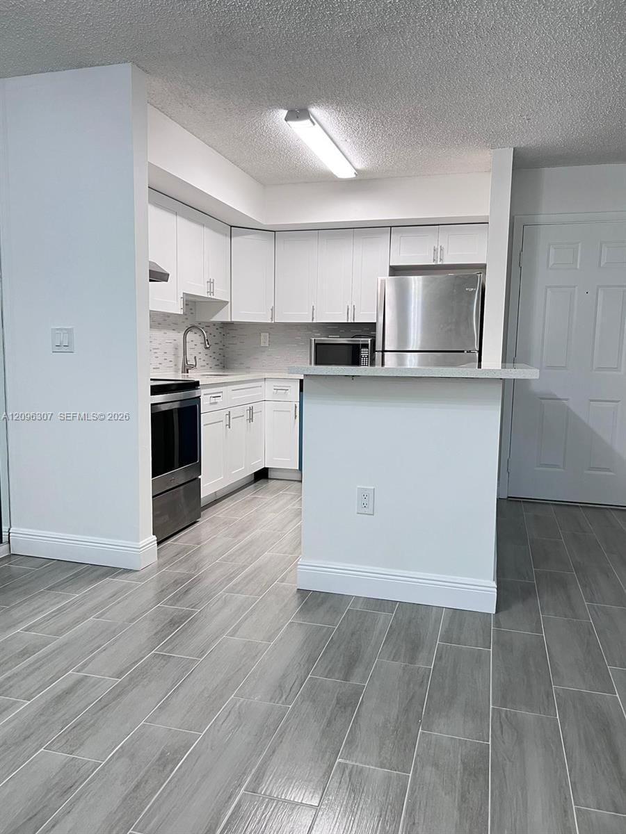 19055 NW 62nd Avenue 111, Hialeah, FL 33015 photo 3