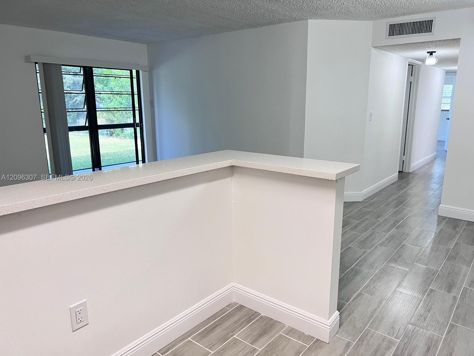 19055 NW 62nd Avenue 111, Hialeah, FL 33015 photo 4