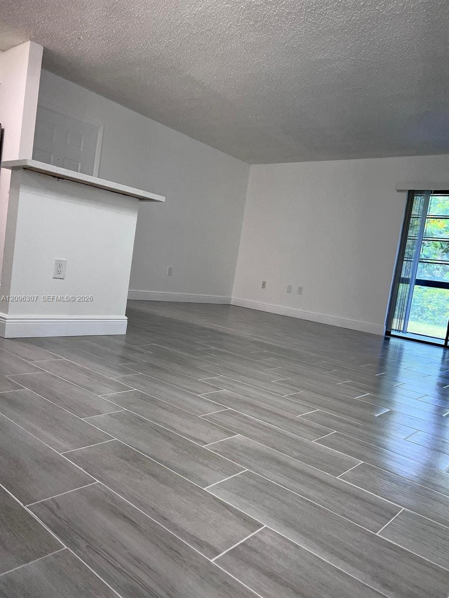 19055 NW 62nd Avenue 111, Hialeah, FL 33015 photo 7