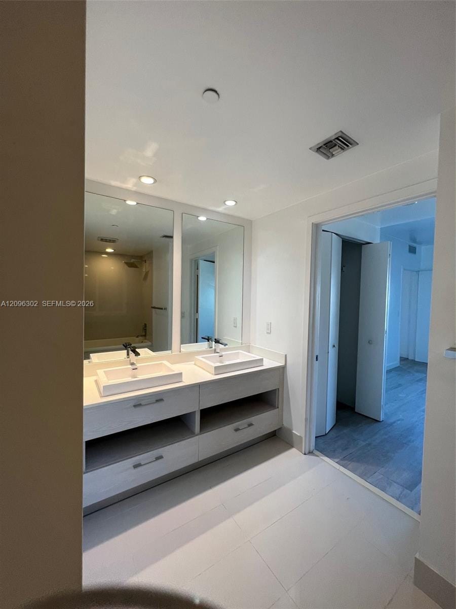 45 SW 9th Street 3709, Miami, FL 33130 photo 13