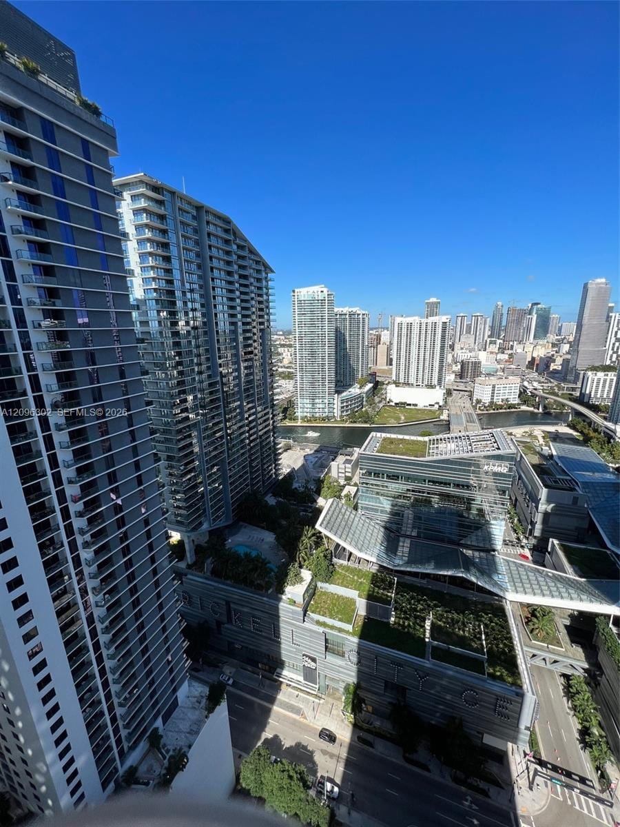 45 SW 9th Street 3709 — photo 3