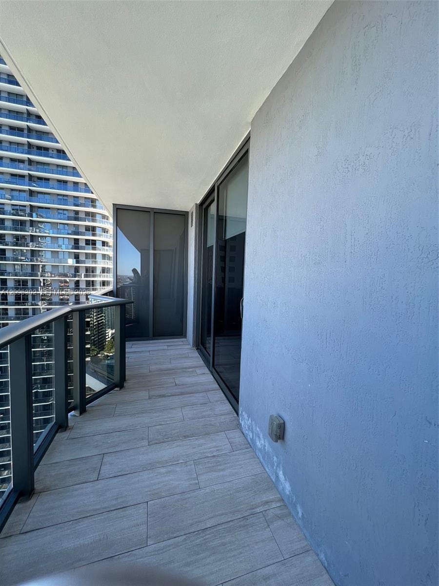 45 SW 9th Street 3709 — photo 6