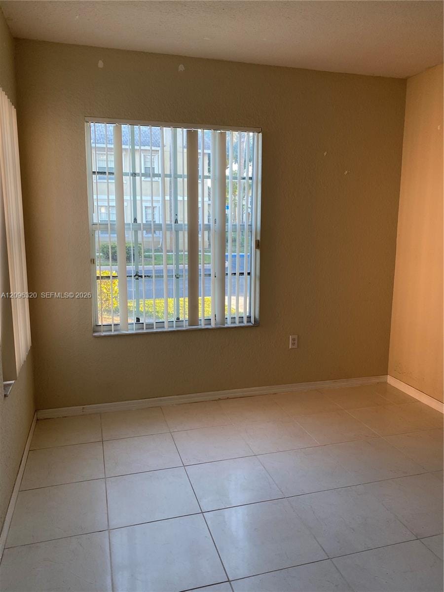 307 Belmont Lane, North Lauderdale, FL 33068 photo 10