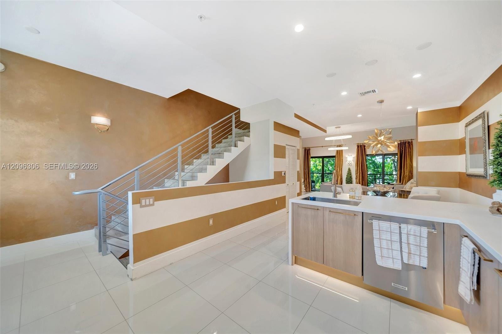 508 SE 1st Circle — photo 3