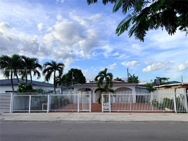 261 E 50th Street, Bougainvilla Heights, Hialeah, FL