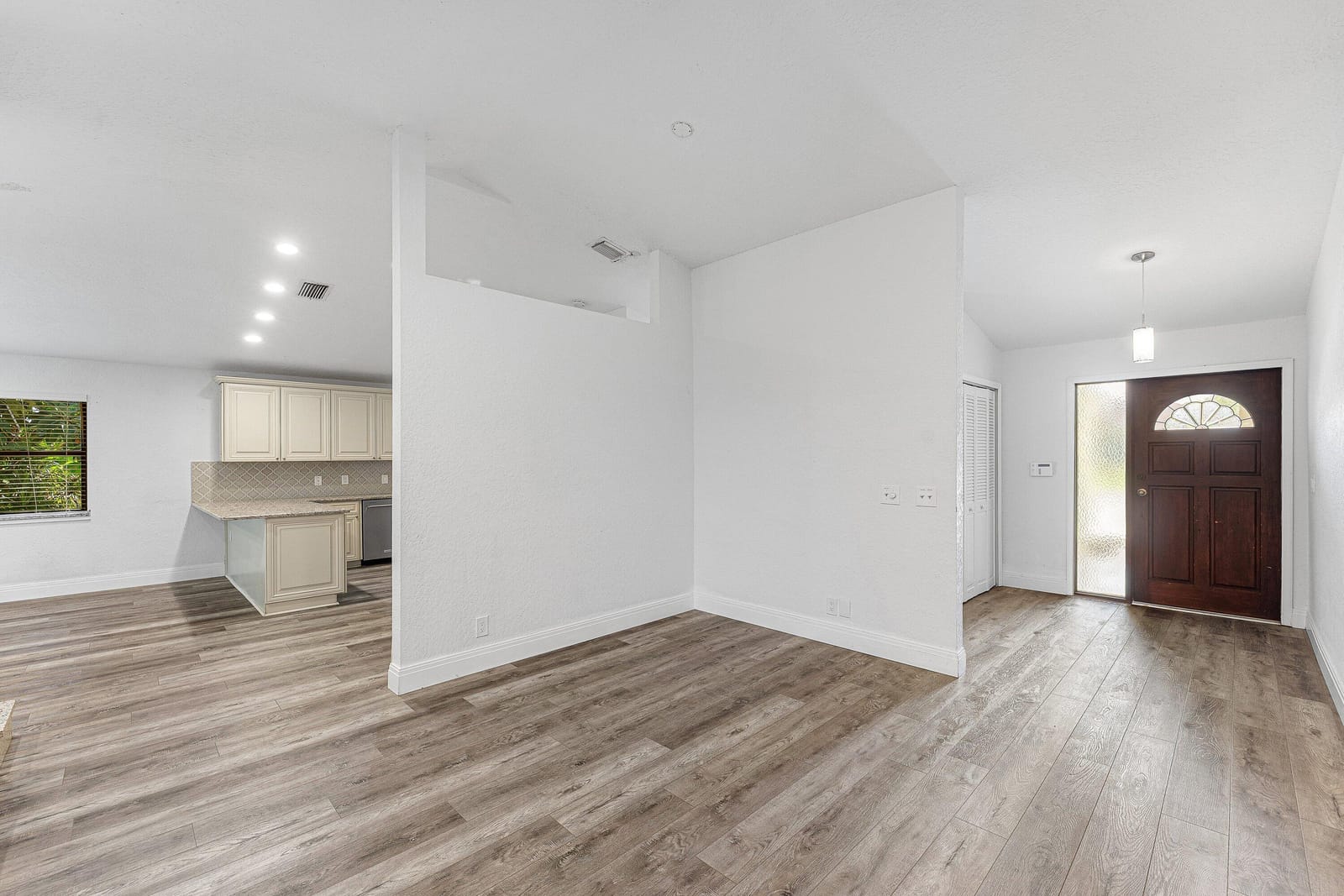 13853 SHEFFIELD Street, Wellington, FL 33414 photo 5