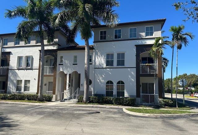 4331 SW 160th Avenue 218, Miramar, FL 33027